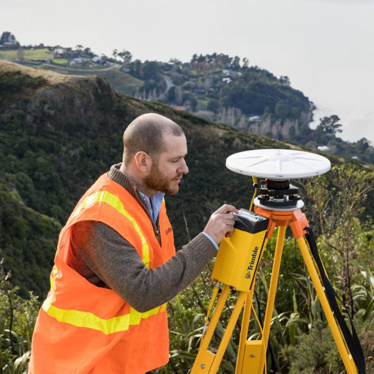 GNSS приемник Trimble R750