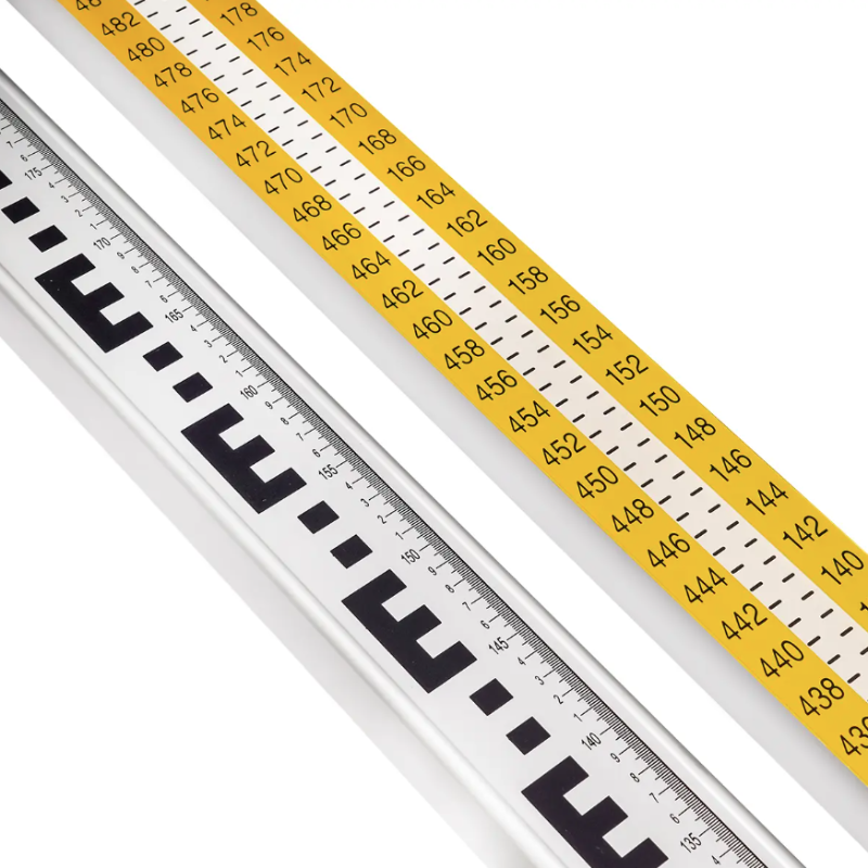 Оптический нивелир для точных измерений