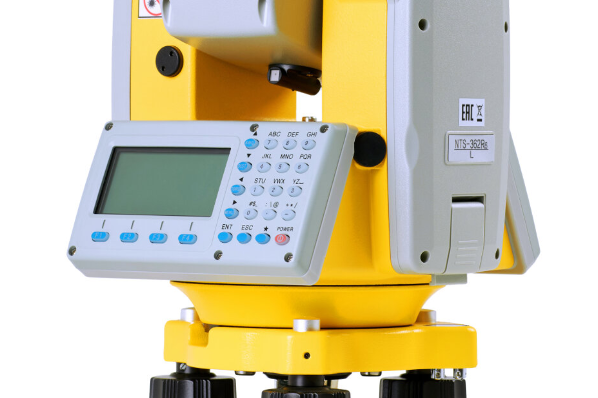 Электронный тахеометр SOUTH NTS-362R6