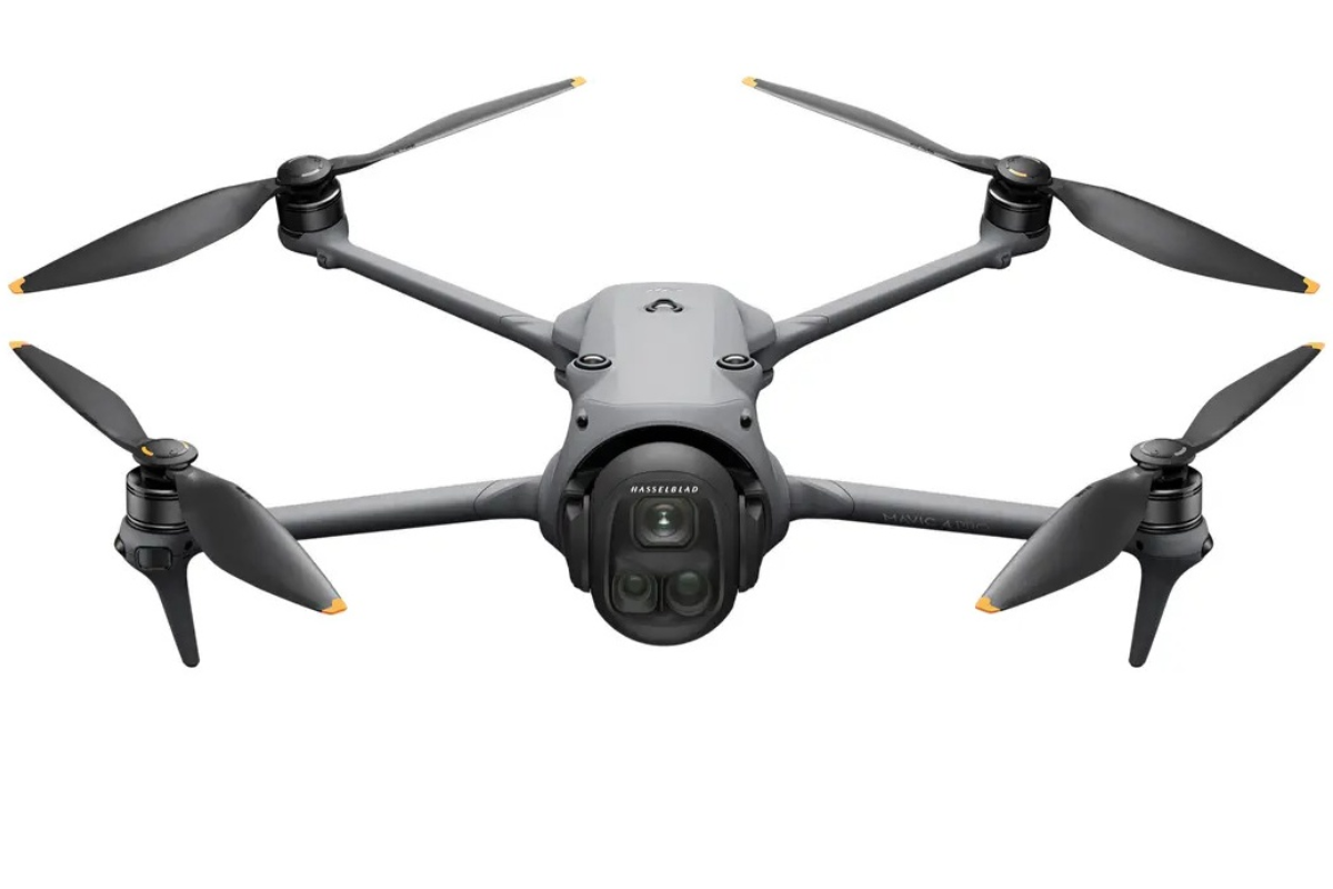 Дрон DJI Mavic 4 Pro Fly More Combo (DJI RC 2)