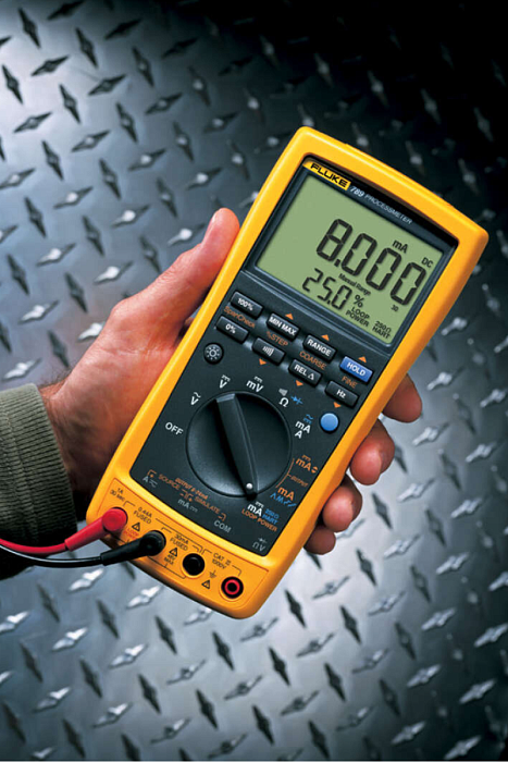Калибратор Fluke 789