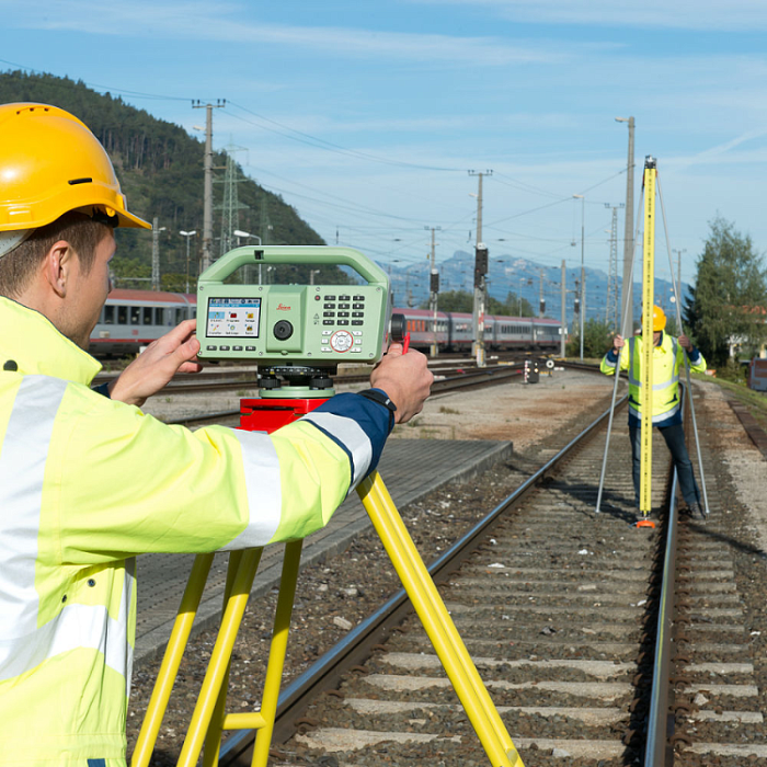 Цифровой нивелир Leica LS15 (0.2 мм)