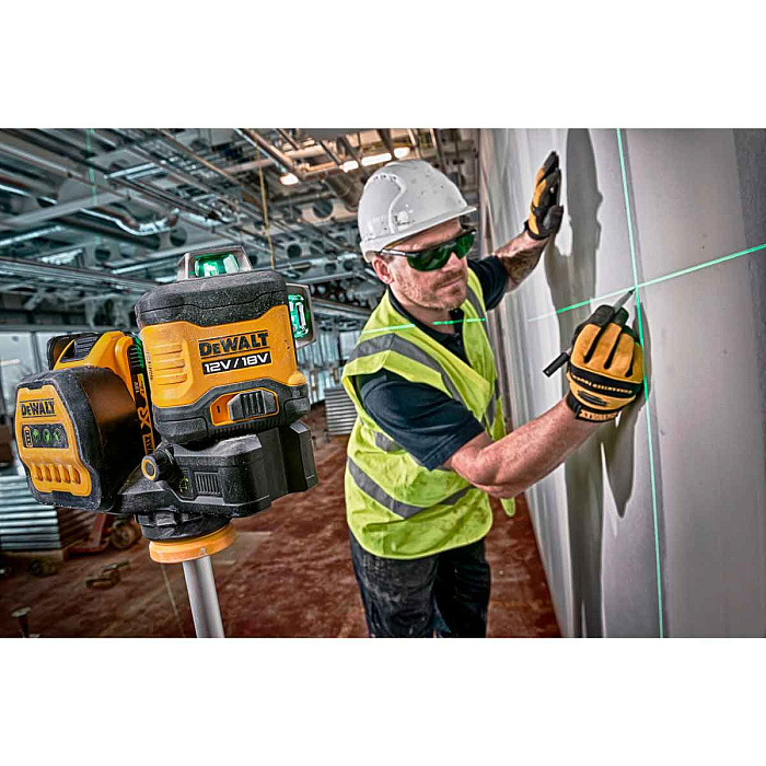 Лазерный уровень DEWALT DCE089D1G18 с зеленым лучом
