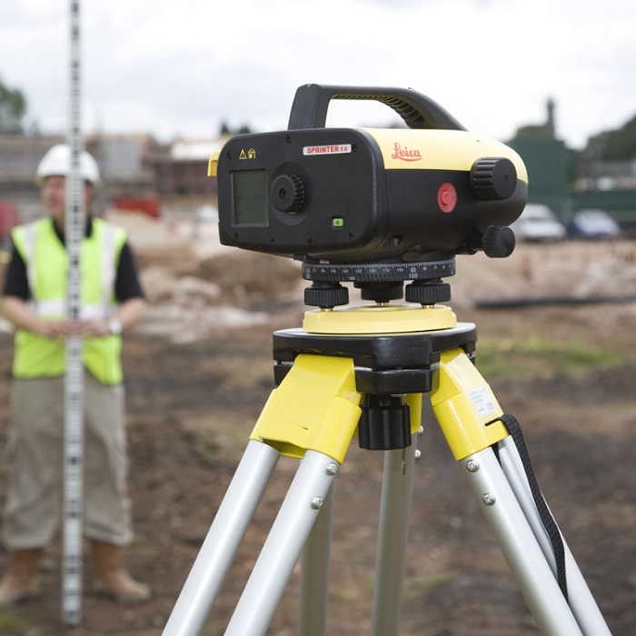 Цифровой нивелир Leica Sprinter 50 + штатив RGK SJW30 + рейка GSS111