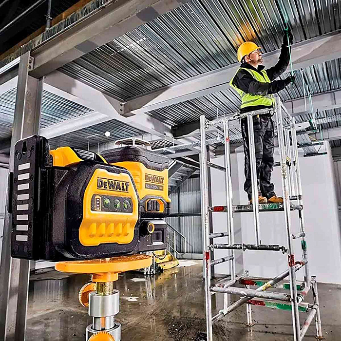 Лазерный уровень DEWALT DCE089NG18 с зеленым лучом