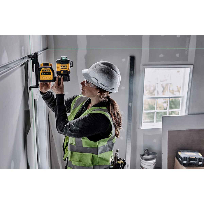 Лазерный уровень DEWALT DCE089D1G18 с зеленым лучом
