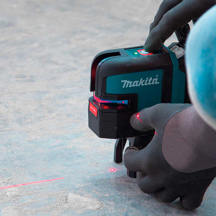 Лазерный уровень Makita SK106DZ