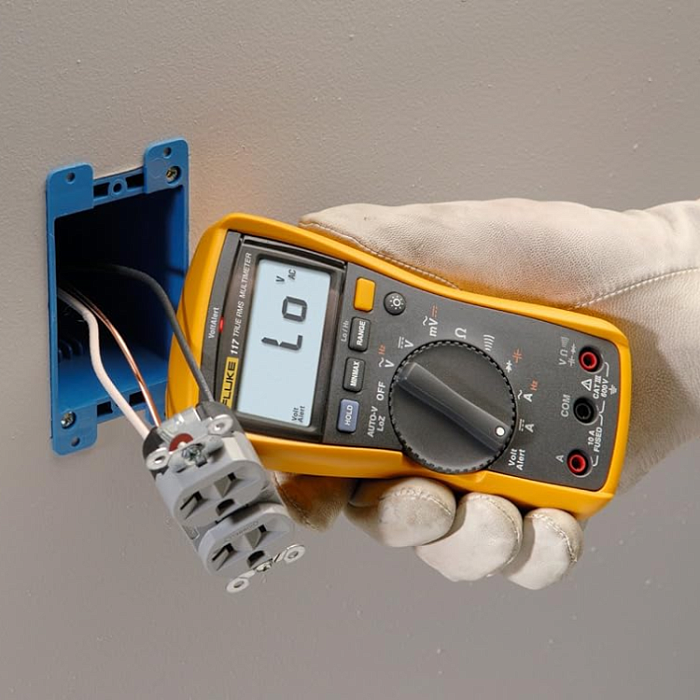 Мультиметр Fluke 117